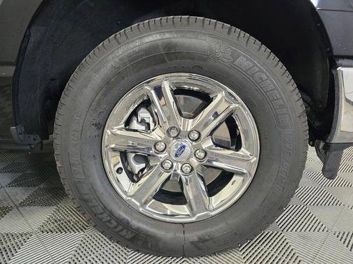 Agate Black Metallic 2024 Ford F-150 XLT
