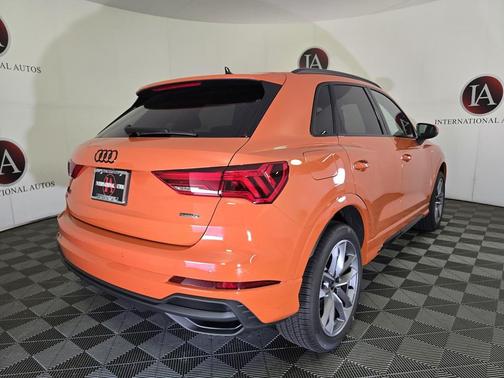 2025 Audi Q3 Premium 45 TFSI S line quattro Tiptronic