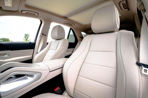 White 2026 Mercedes-Benz GLE 350 4MATIC