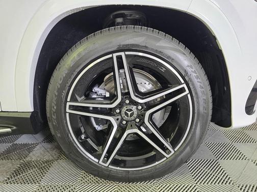 2026 Mercedes-Benz GLS 450 4MATIC