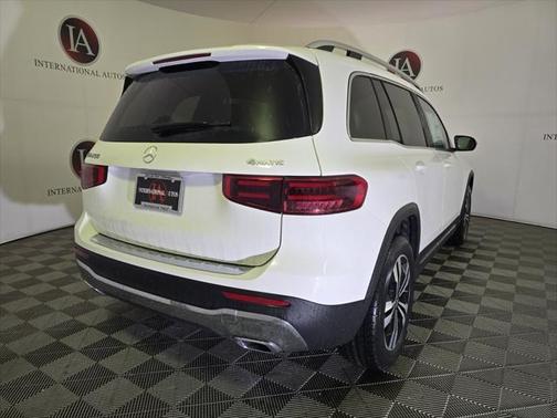 2025 Mercedes-Benz GLB 250 4MATIC