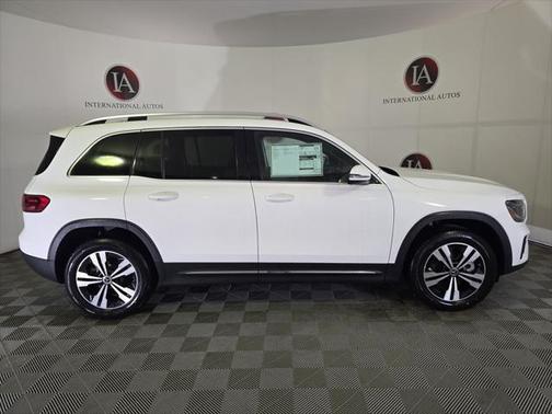 2025 Mercedes-Benz GLB 250 4MATIC
