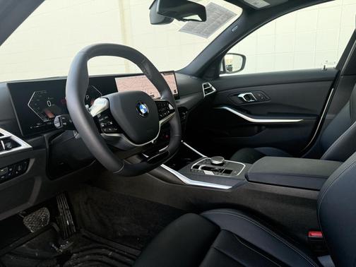 2025 BMW 330 xDrive