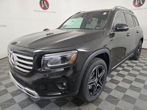 Night Black 2026 Mercedes-Benz GLB 250 4MATIC