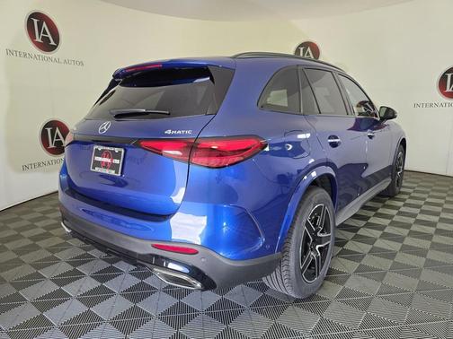 2026 Mercedes-Benz GLC 350e Base