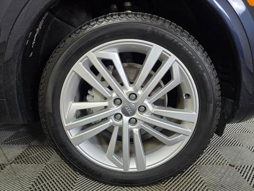 2018 Audi Q5 2.0T Tech Premium