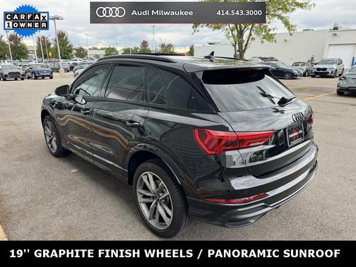 2022 Audi Q3 45 S line Premium