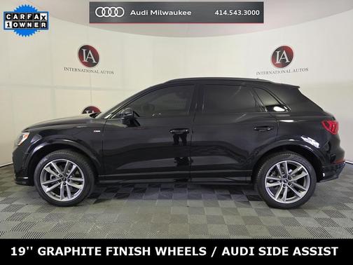 2022 Audi Q3 45 S line Premium
