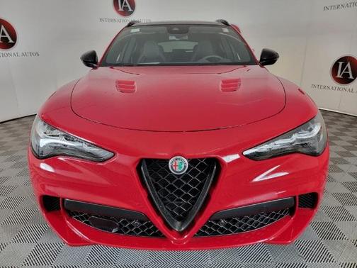 2024 Alfa Romeo Stelvio Quadrifoglio