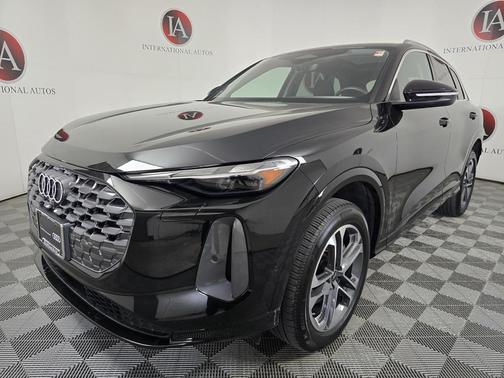 2025 Audi Q5 Premium TFSI quattro S tronic