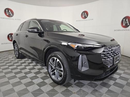 2025 Audi Q5 Premium TFSI quattro S tronic