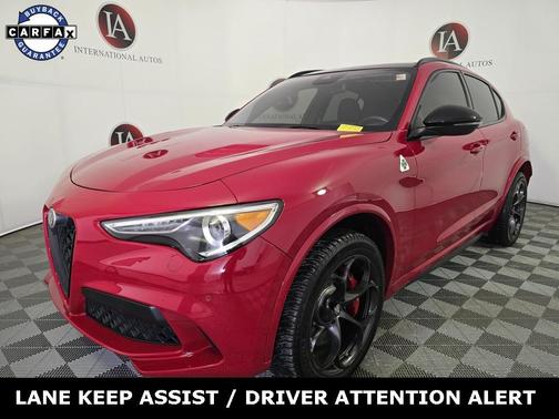 2022 Alfa Romeo Stelvio Quadrifoglio