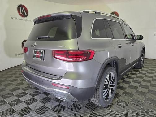 2025 Mercedes-Benz GLB 250 4MATIC