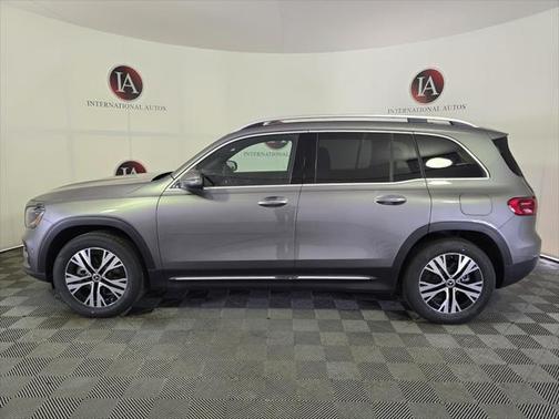 2025 Mercedes-Benz GLB 250 4MATIC