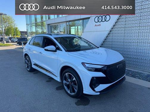 Glacier White Metallic 2023 Audi Q4 e-tron Premium Plus 50 quattro