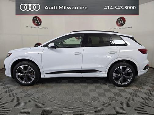 Glacier White Metallic 2023 Audi Q4 e-tron Premium Plus 50 quattro