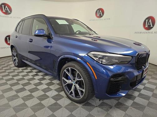 Phytonic Blue Metallic 2022 BMW X5 xDrive40i