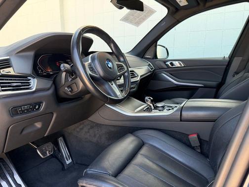 Phytonic Blue Metallic 2022 BMW X5 xDrive40i