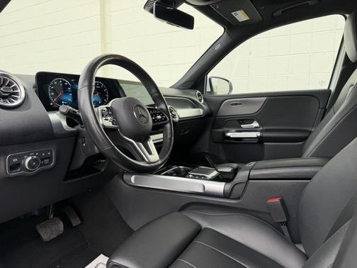 2022 Mercedes-Benz GLB 250 4MATIC