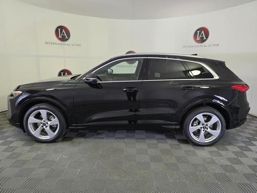 2025 Audi Q5 Prestige TFSI quattro S tronic
