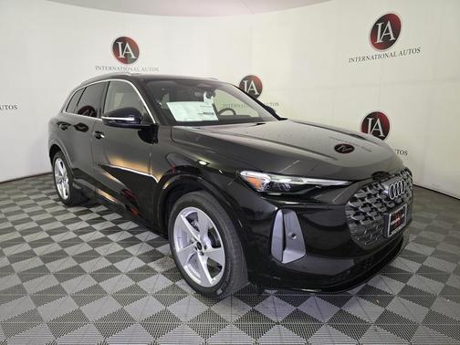 2025 Audi Q5 Prestige TFSI quattro S tronic