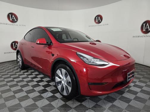 2022 Tesla Model Y Long Range Dual Motor All-Wheel Drive