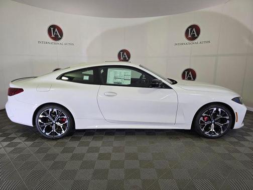 Alpine White 2026 BMW 430 i xDrive