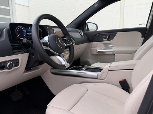 2026 Mercedes-Benz GLA 250 4MATIC