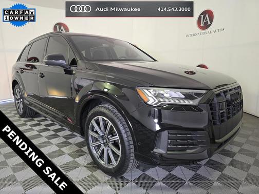 2023 Audi Q7 45 Premium Plus