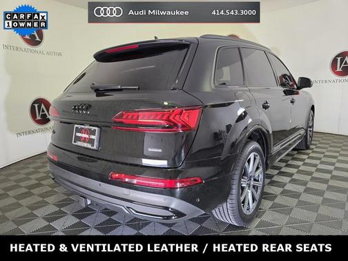 2023 Audi Q7 45 Premium Plus