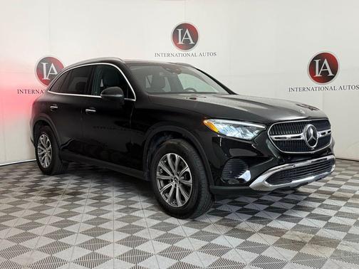 Black 2025 Mercedes-Benz GLC 300 4MATIC