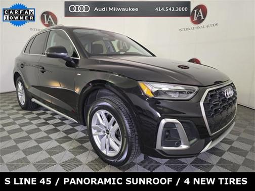 2022 Audi Q5 45 S line Premium