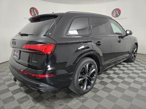 2026 Audi Q7 55 Premium Plus