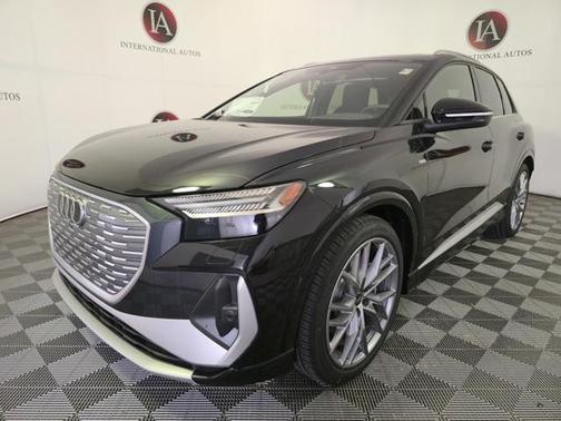 2025 Audi Q4 e-tron Prestige 55 quattro