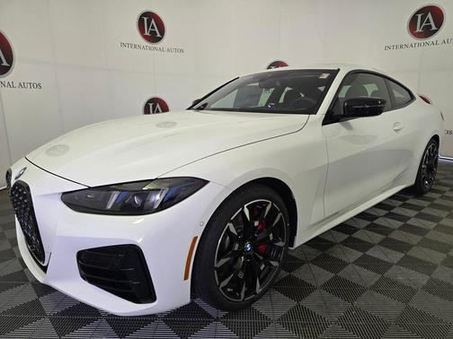 Alpine White 2026 BMW 430 i xDrive