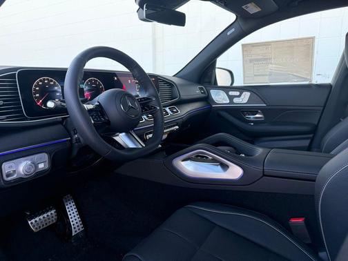 2026 Mercedes-Benz GLS 580 4MATIC