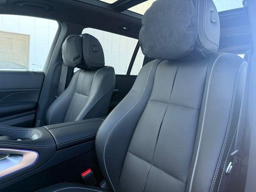 2026 Mercedes-Benz GLS 580 4MATIC