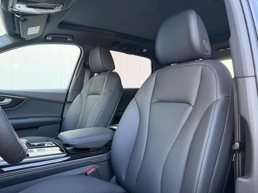 2026 Audi Q7 55 Premium Plus