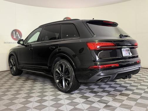 2026 Audi Q7 55 Premium Plus