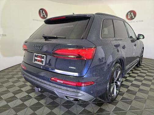2025 Audi Q7 55 Prestige