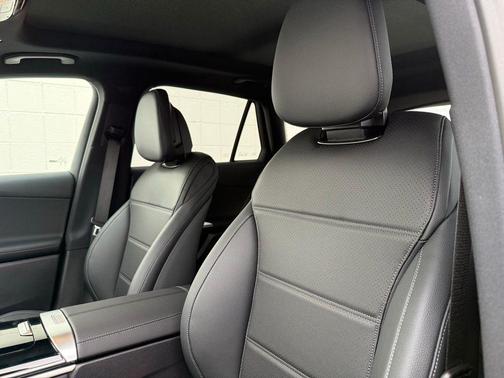 Black 2026 Mercedes-Benz GLC 300 4MATIC