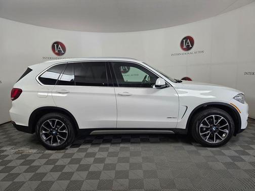 Alpine White 2018 BMW X5 xDrive35i