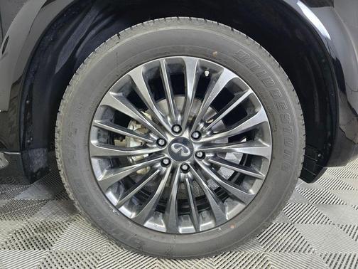 2022 INFINITI QX80 SENSORY AWD