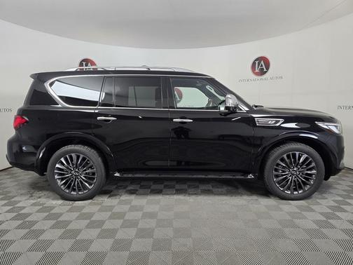 2022 INFINITI QX80 SENSORY AWD