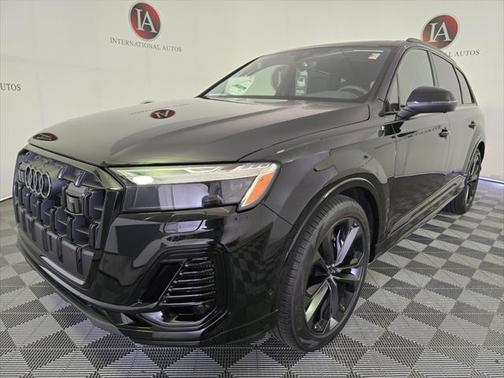 2025 Audi Q7 55 Premium Plus