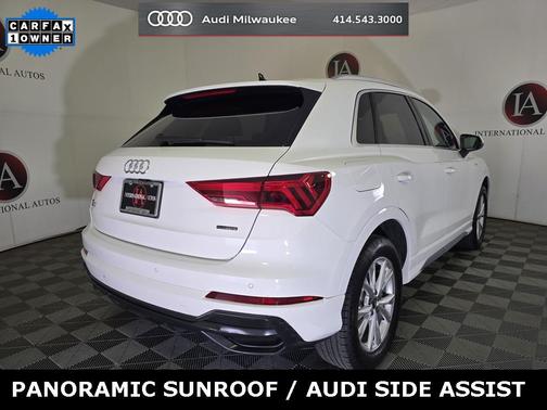 2022 Audi Q3 45 S line Premium