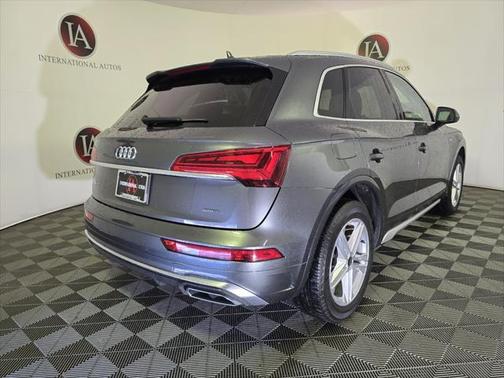 2022 Audi Q5 e 55 S line Premium Plus