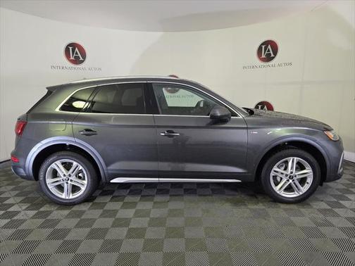 2022 Audi Q5 e 55 S line Premium Plus