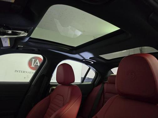 2025 Alfa Romeo Giulia AWD