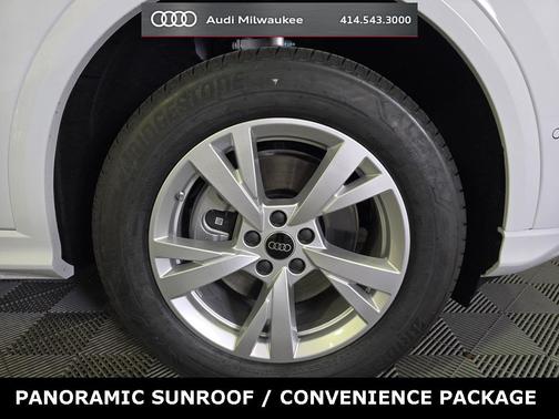 2025 Audi Q5 Premium